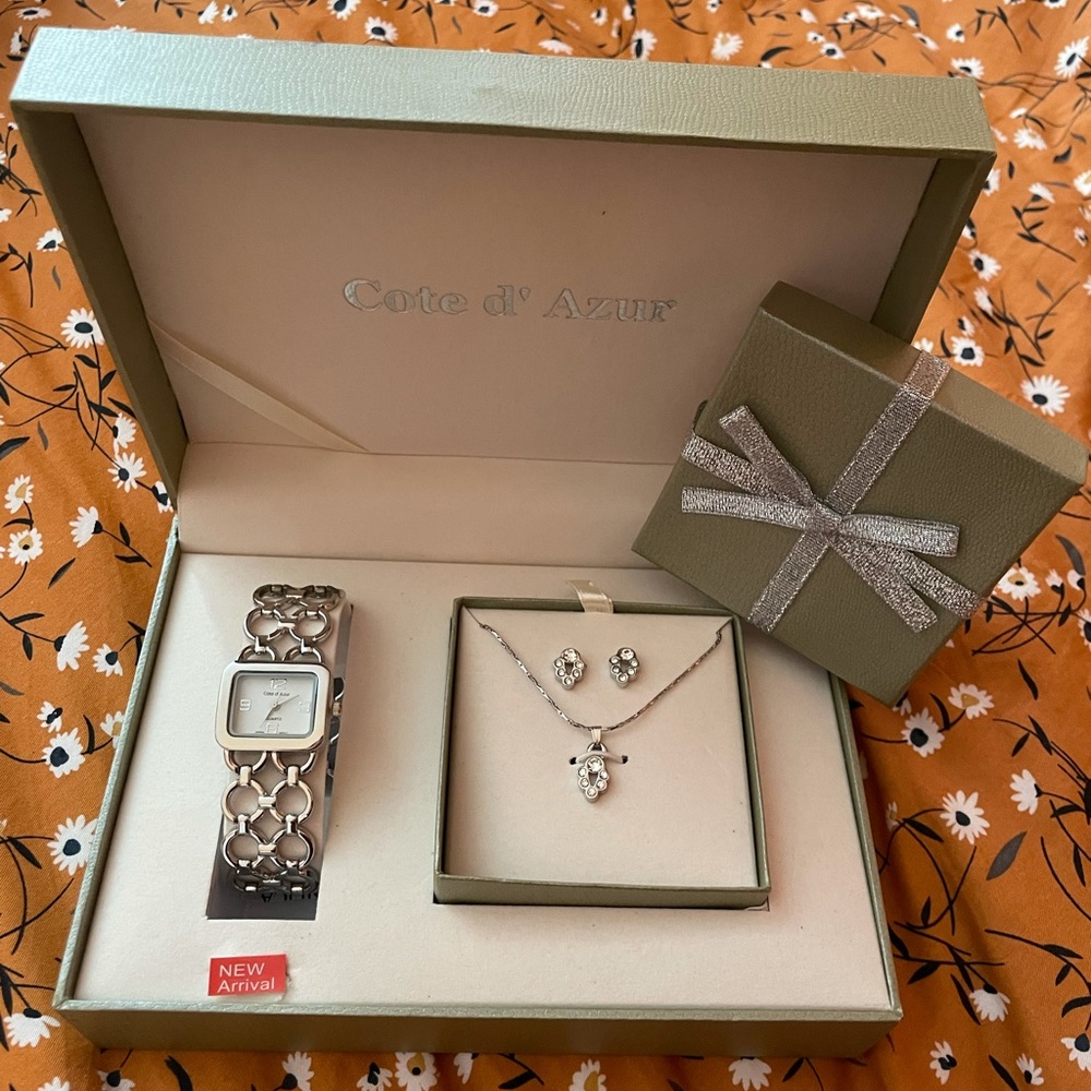 Cote d-azure jewelry set - watch, necklace, and earrings
